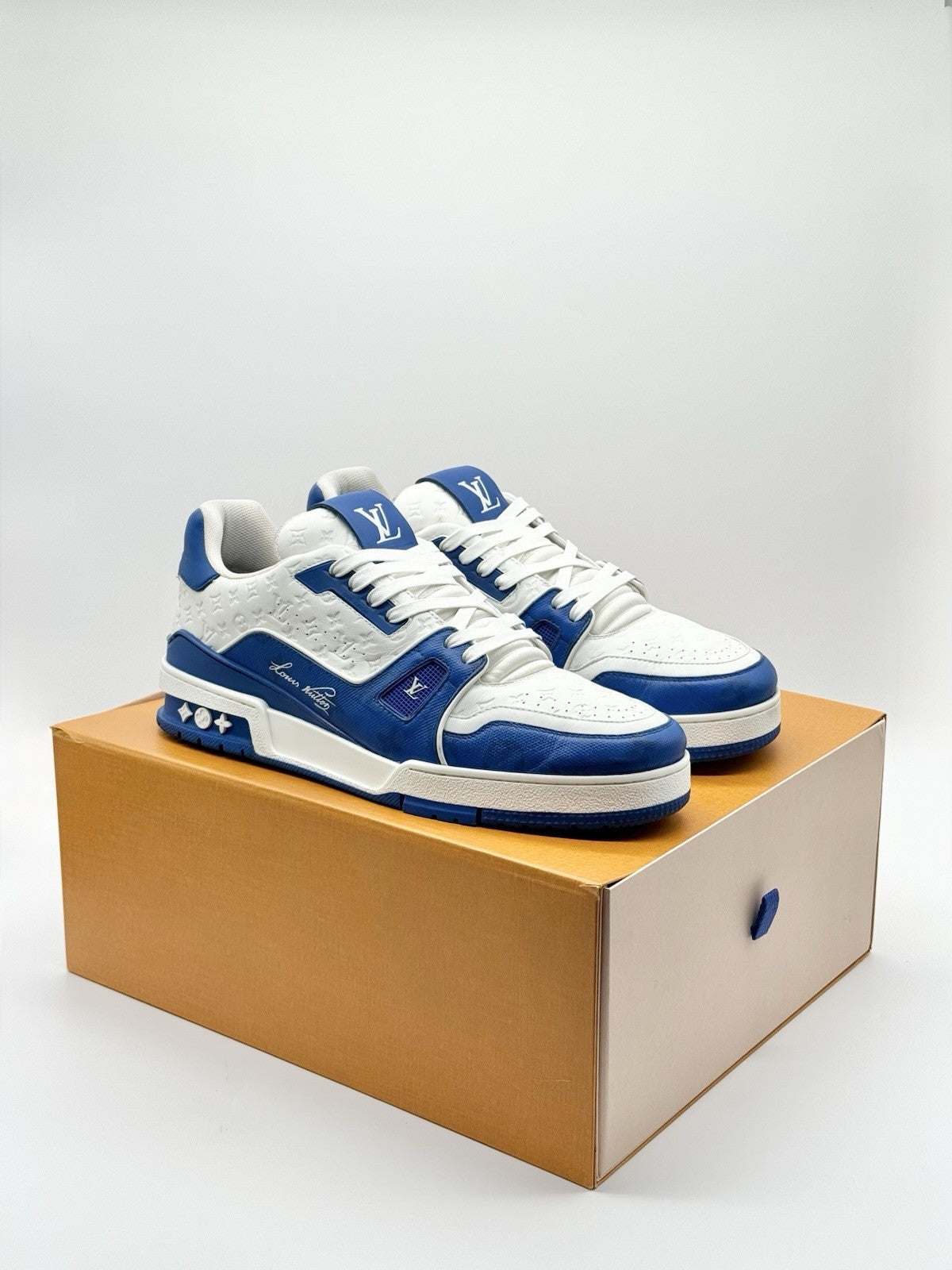 Size 10 - Louis Vuitton Trainer Low #54 Mini Monogram - Blue