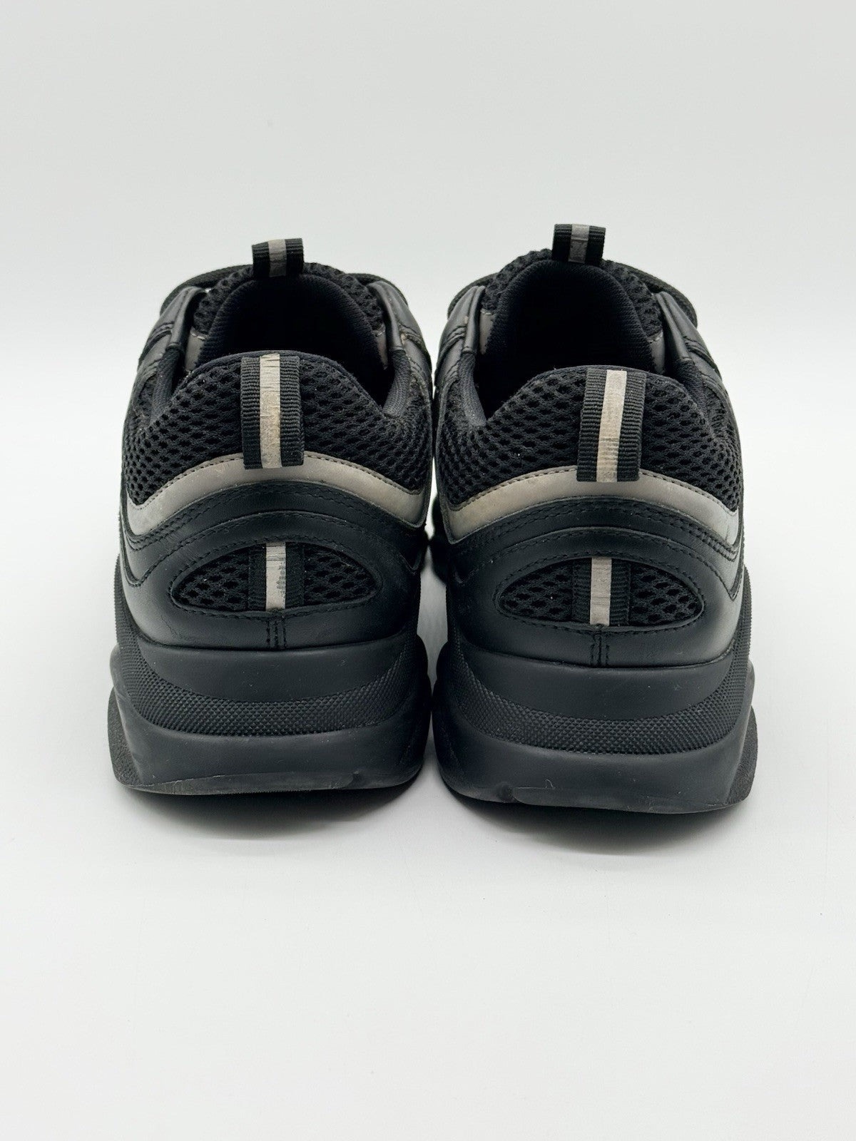 Size 9 - Dior B22 Black Reflective