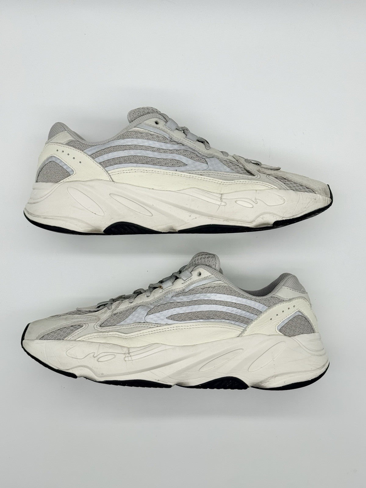 Size 11 - adidas Yeezy Boost 700 V2 Low Static