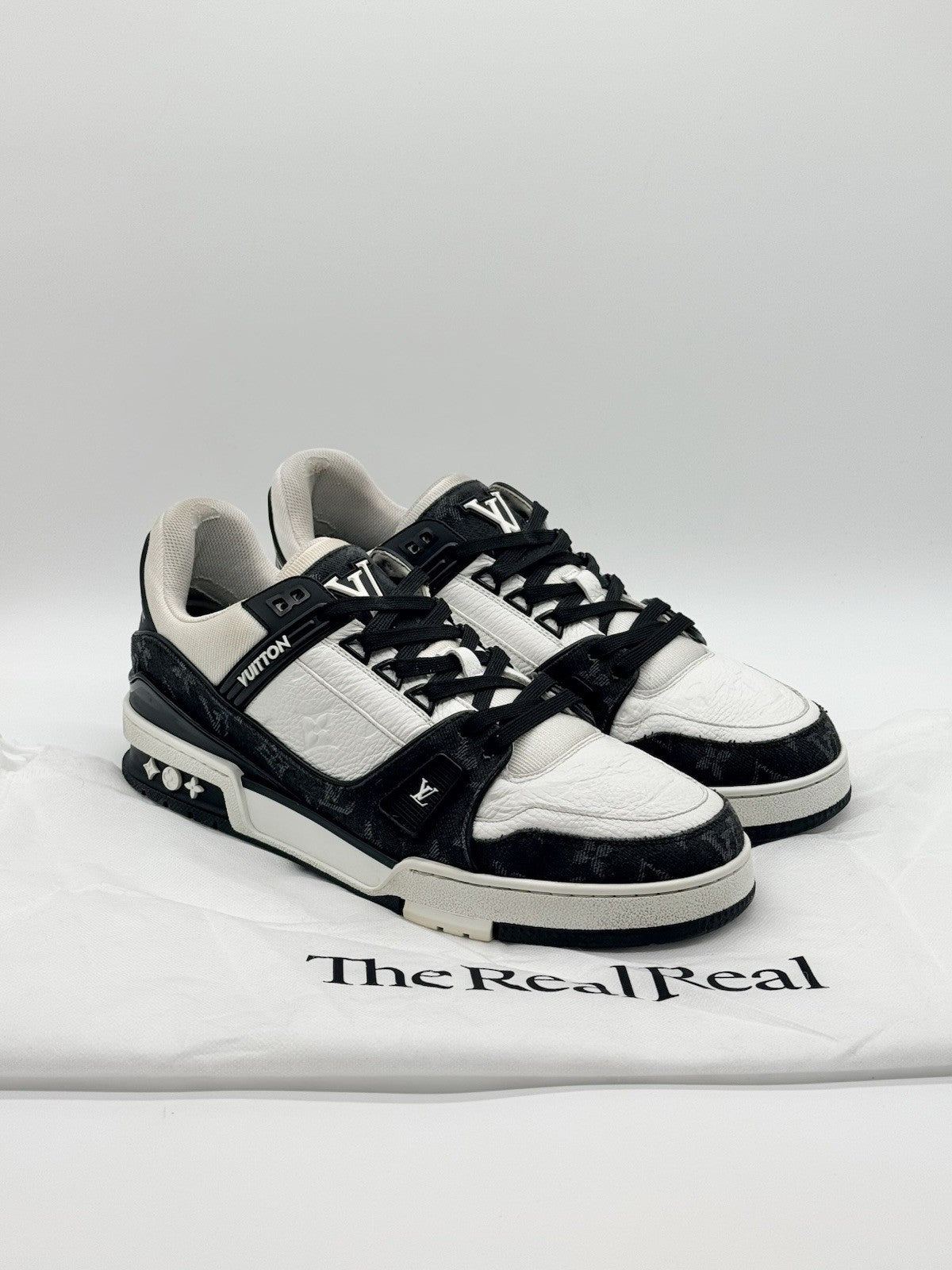 Size 10.5 - Louis Vuitton Trainer Low Black