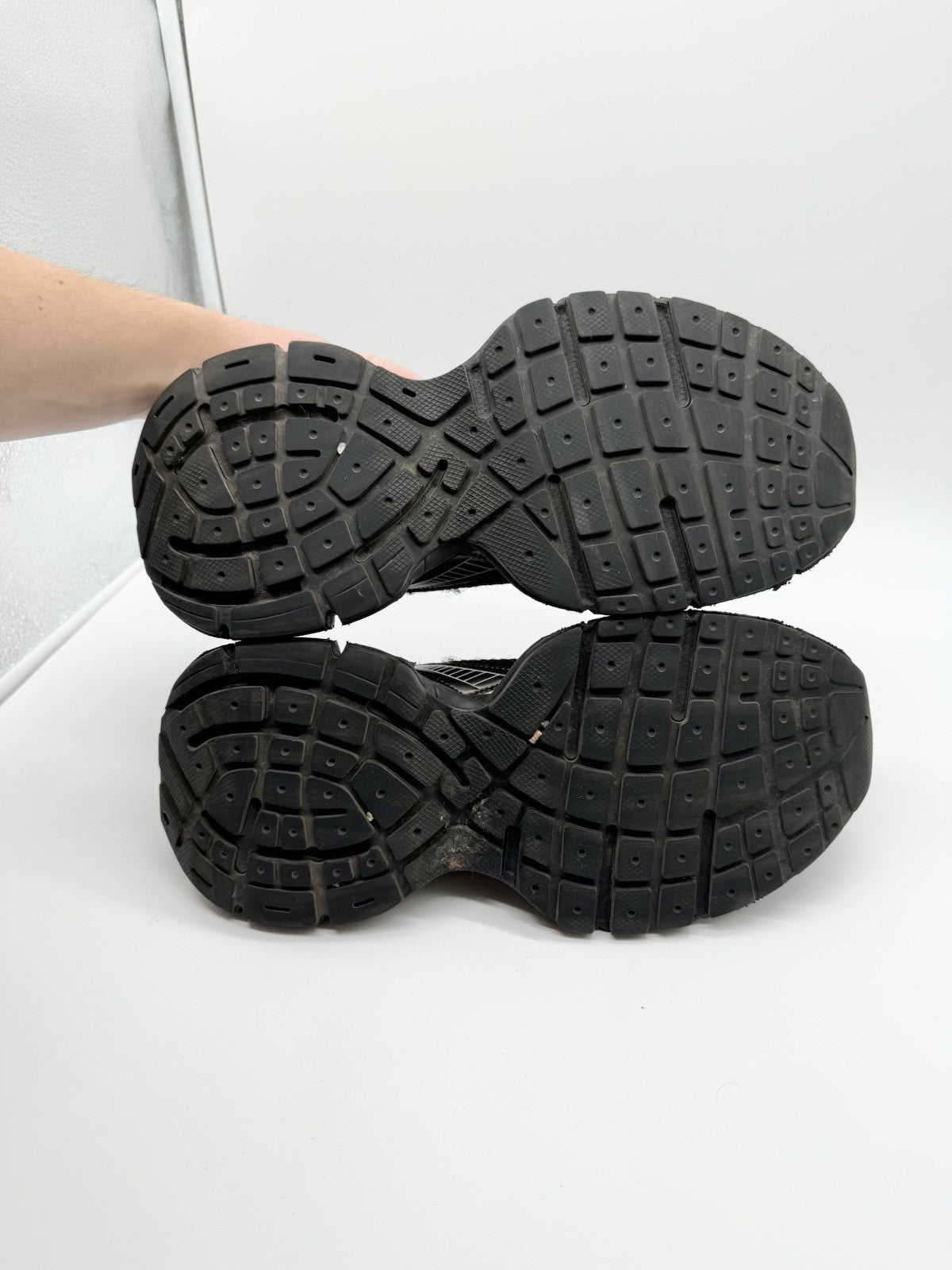 Size 9 - Balenciaga 3XL Sneaker Worn-Out - Black