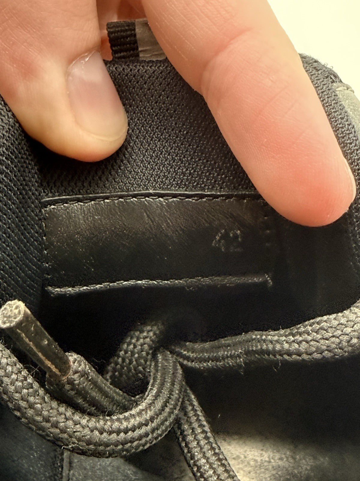Size 9 - Dior B22 Black Reflective