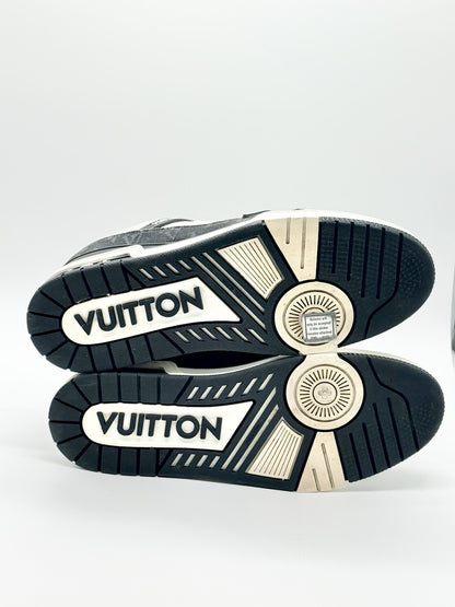 Size 10.5 - Louis Vuitton Trainer Low Black