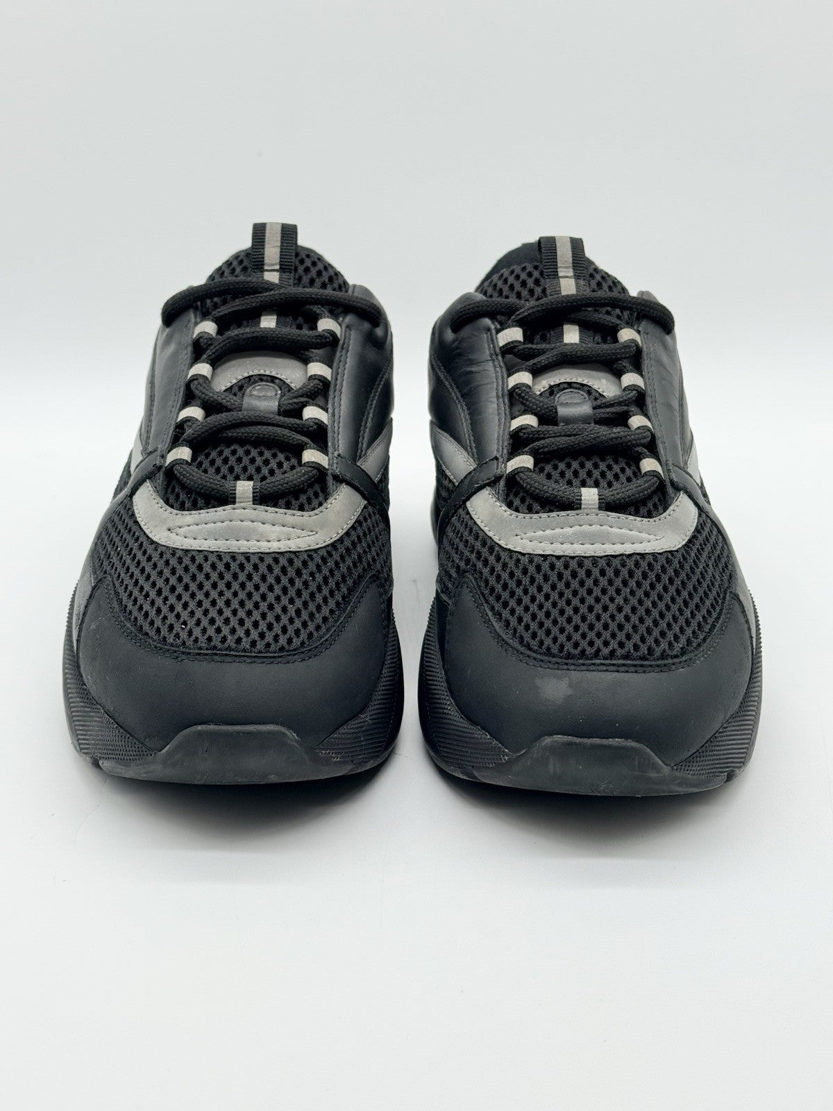 Size 9 - Dior B22 Black Reflective