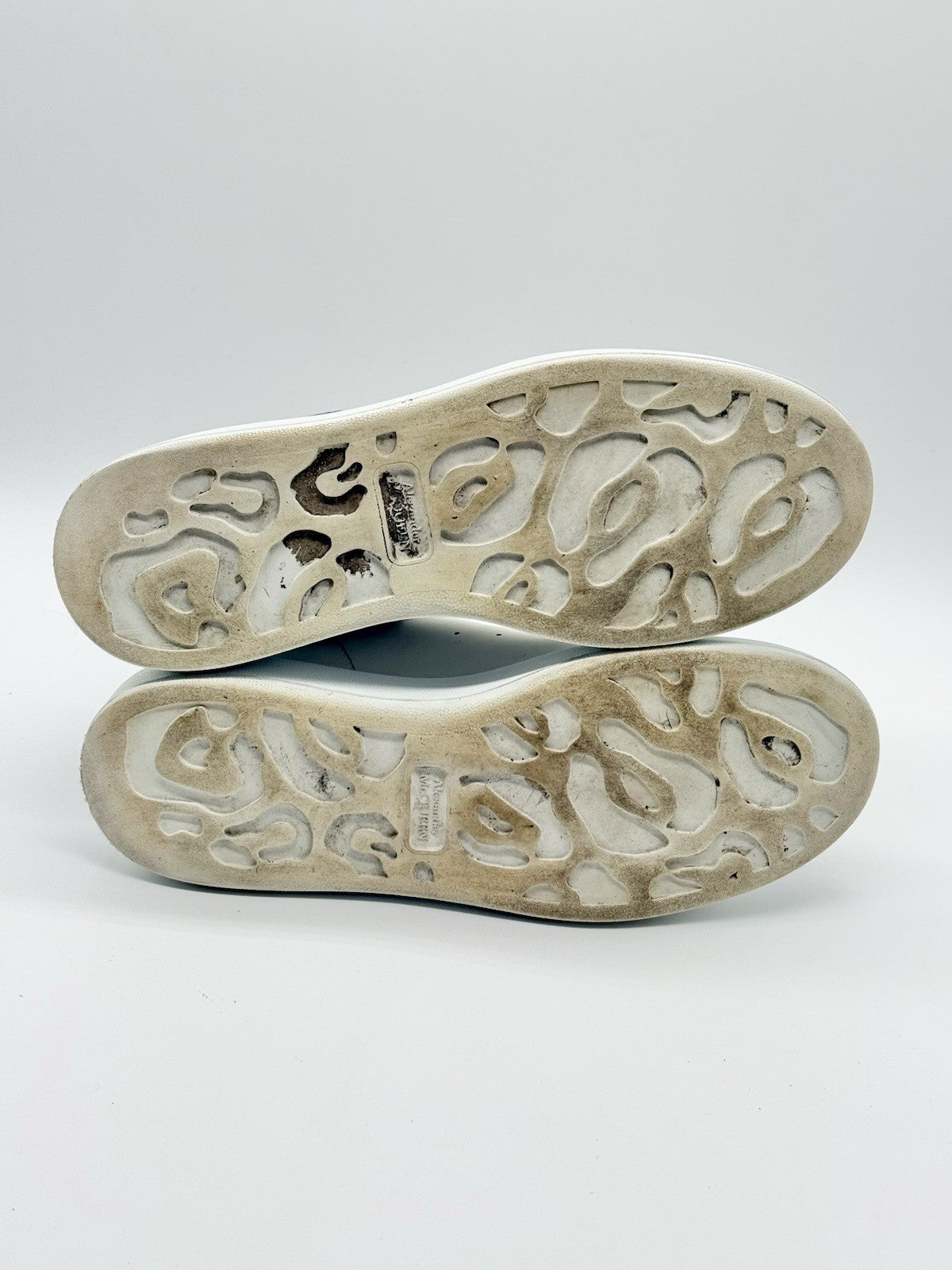 Size 8 - Alexander McQueen White And Black