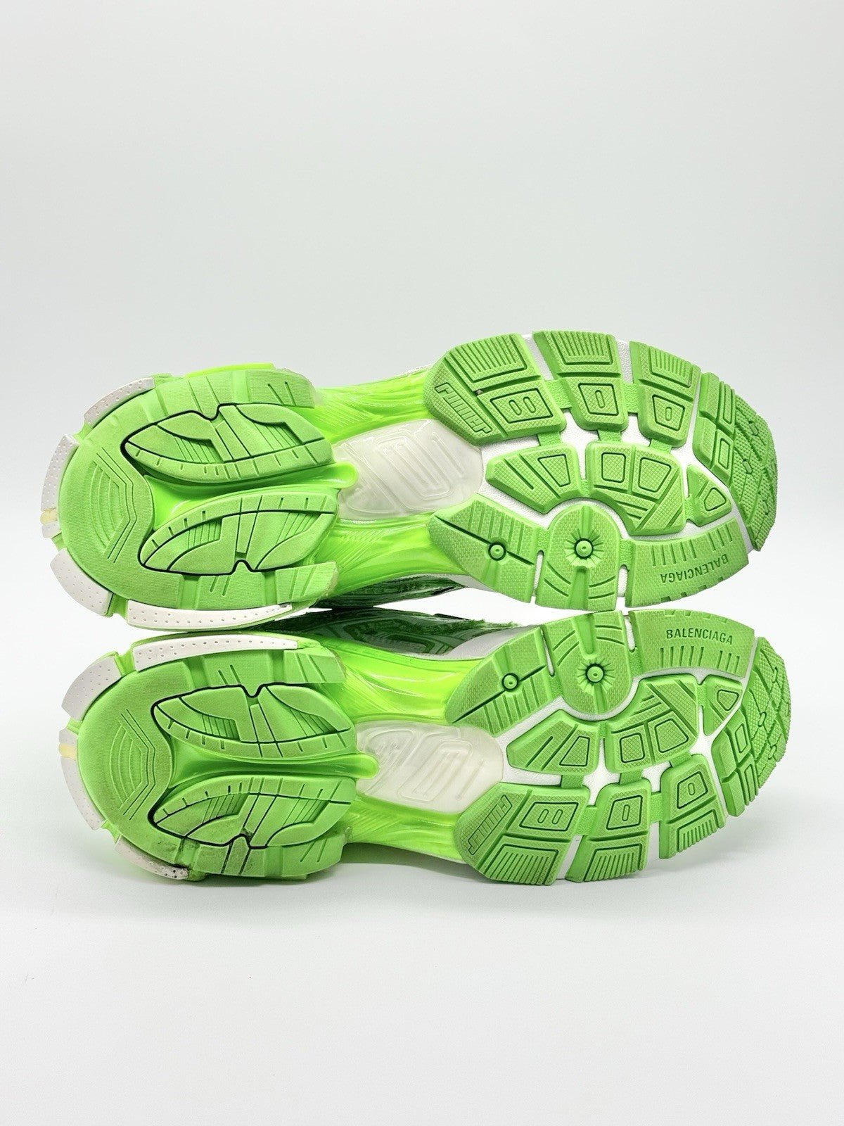 WORN ONCE Size 9 - Balenciaga Runner Sneaker Fluo Green