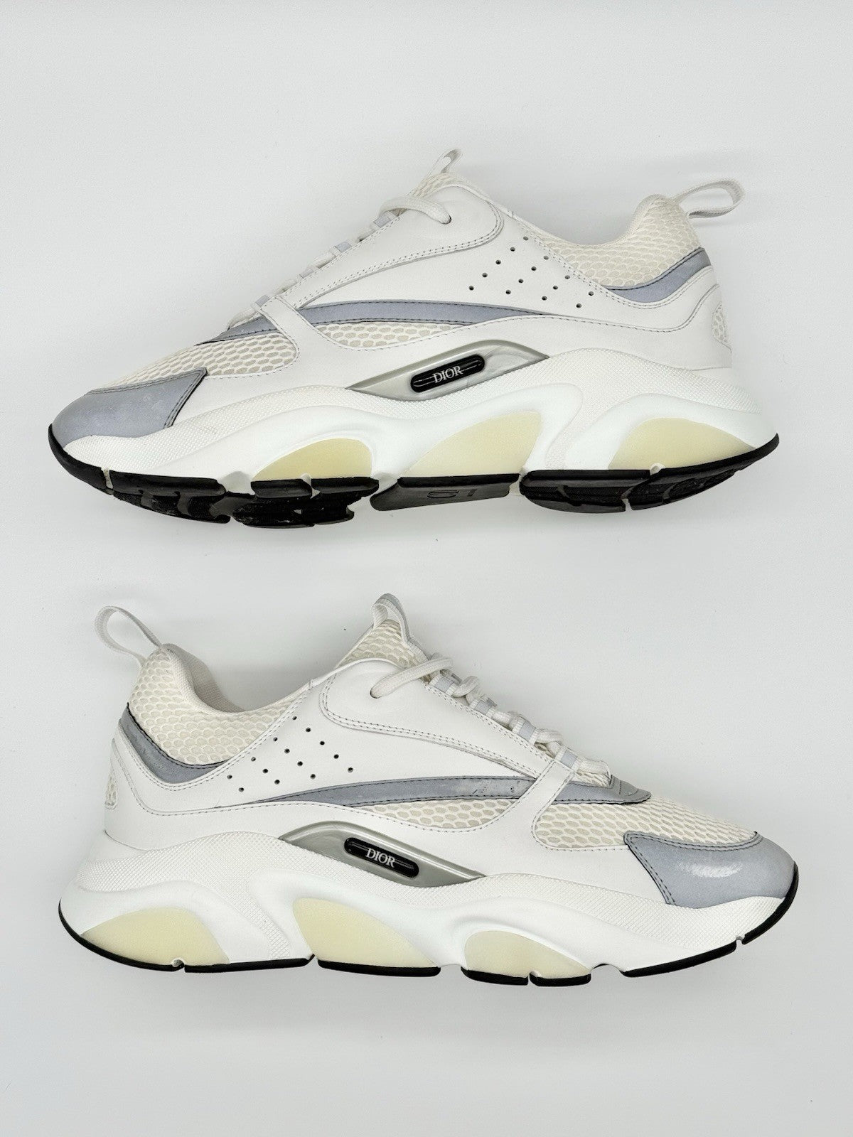 Size 9 - Dior B22 White