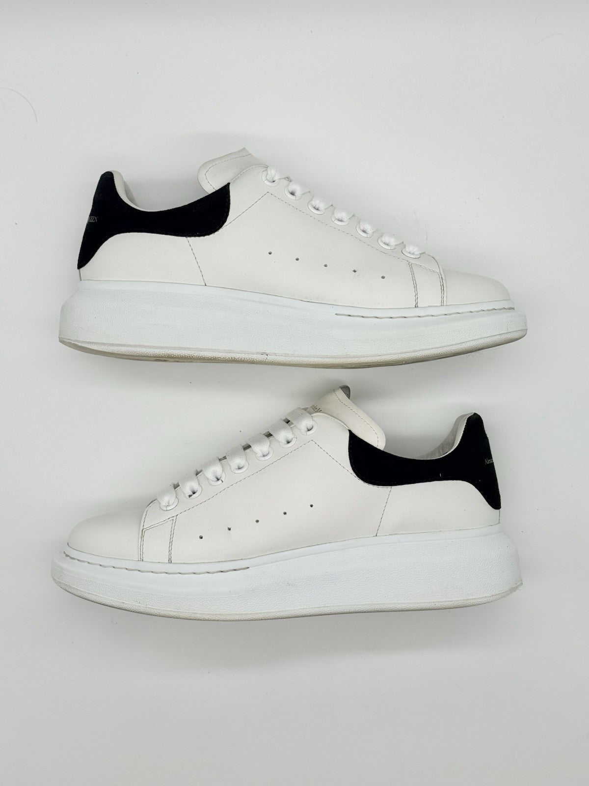 Size 8 - Alexander McQueen White And Black