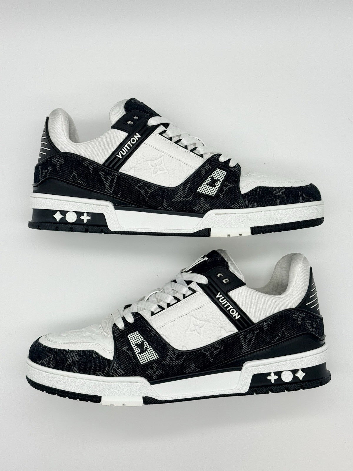 Size 9 - Louis Vuitton Trainer Low Monogram Denim