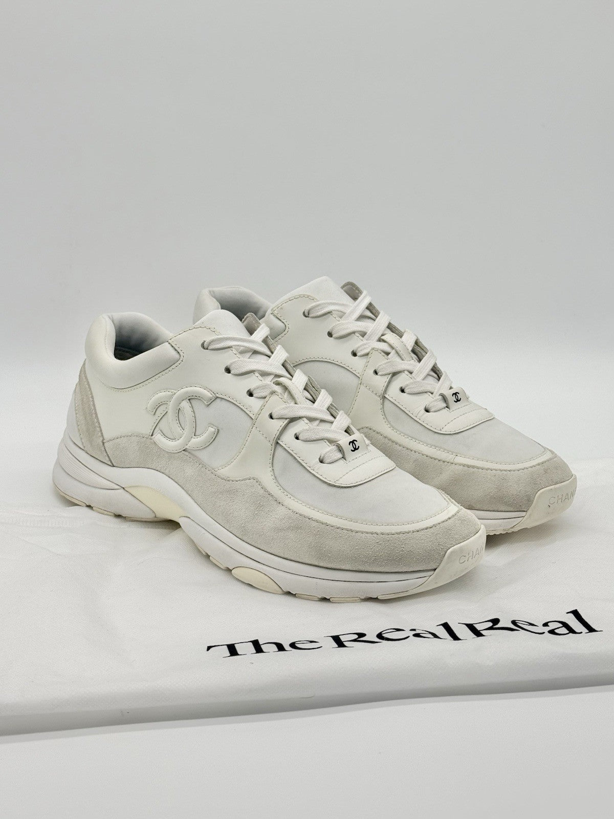 Size 9 - Chanel CC Logo Sneaker White
