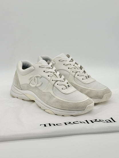 Size 9 - Chanel CC Logo Sneaker White