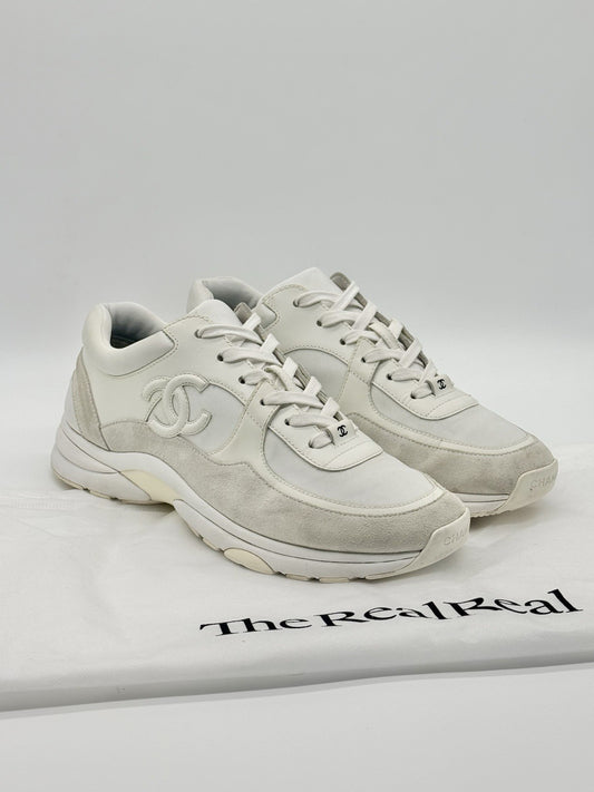Size 9 - Chanel CC Logo Sneaker White