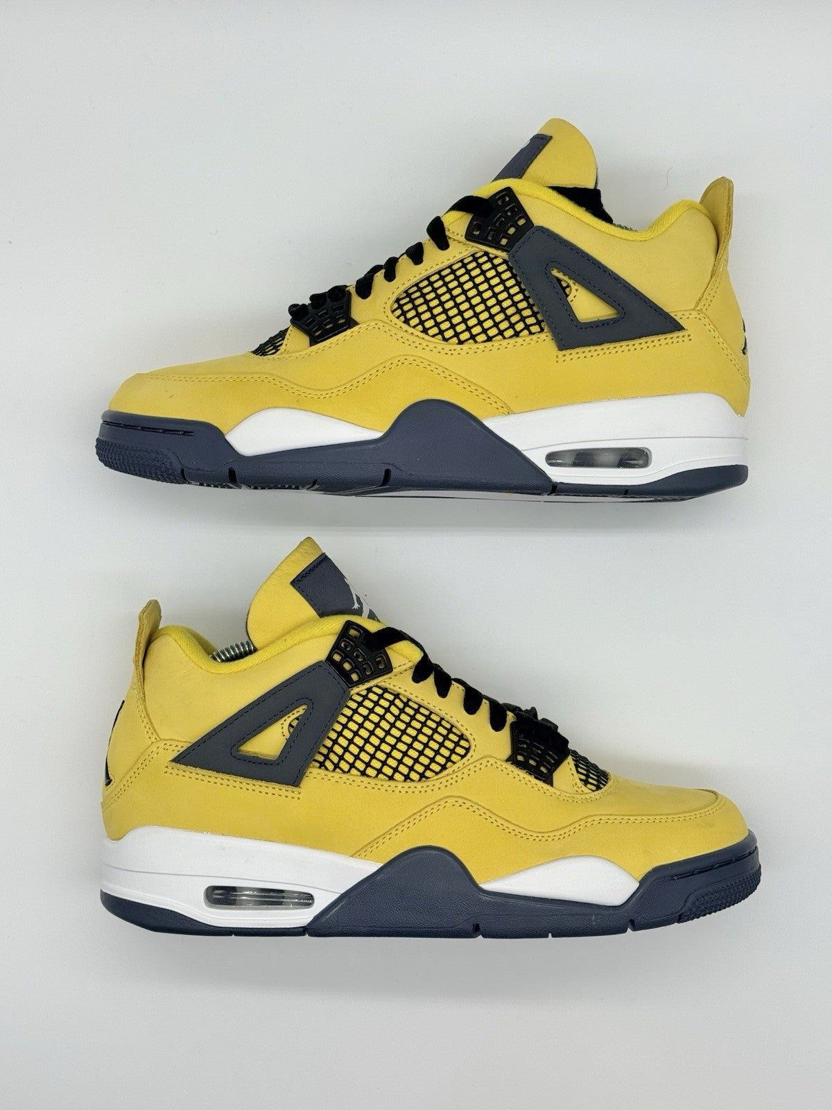 Size 9 - Jordan 4 Retro Mid Lightning