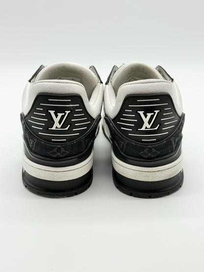 Size 10 - Louis Vuitton Trainer Low Black