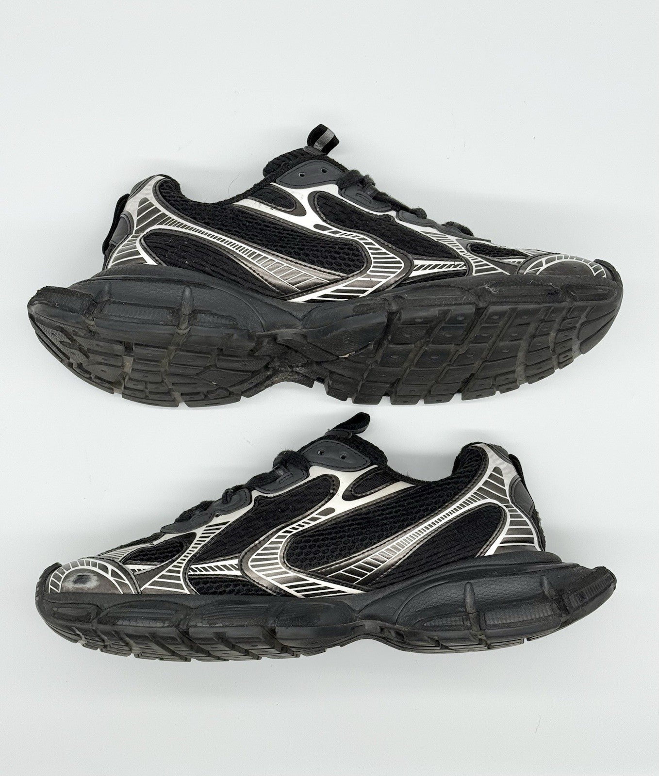 Size 9 - Balenciaga 3XL Sneaker Worn-Out - Black