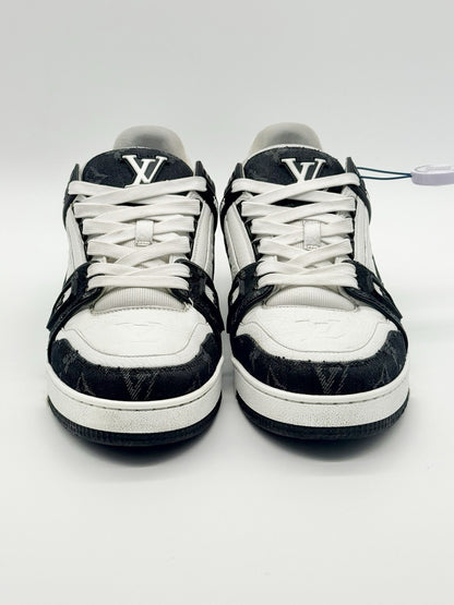 Size 8 - Louis Vuitton Trainer Low Black