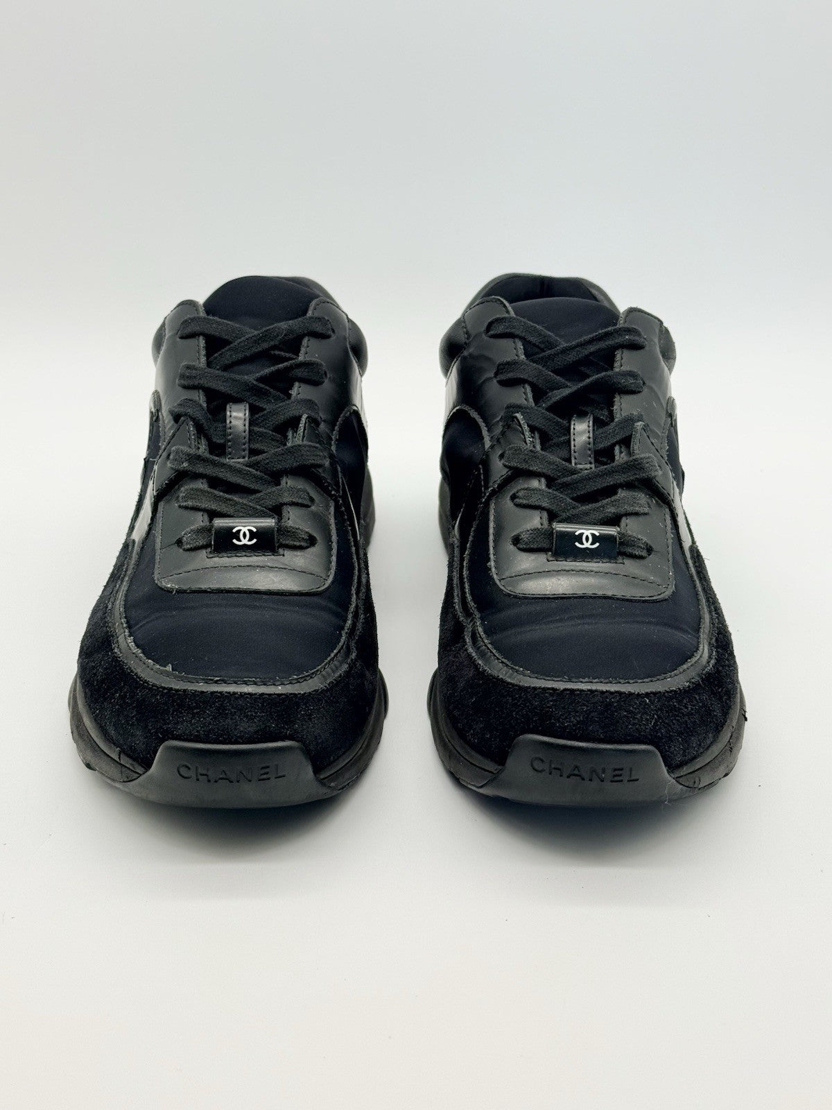 Size 10 - CHANEL CC Logo Low Black