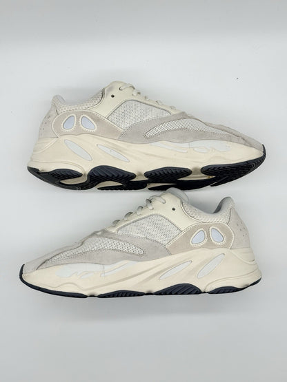 Size 11.5 - adidas Yeezy Boost 700 Low Analog