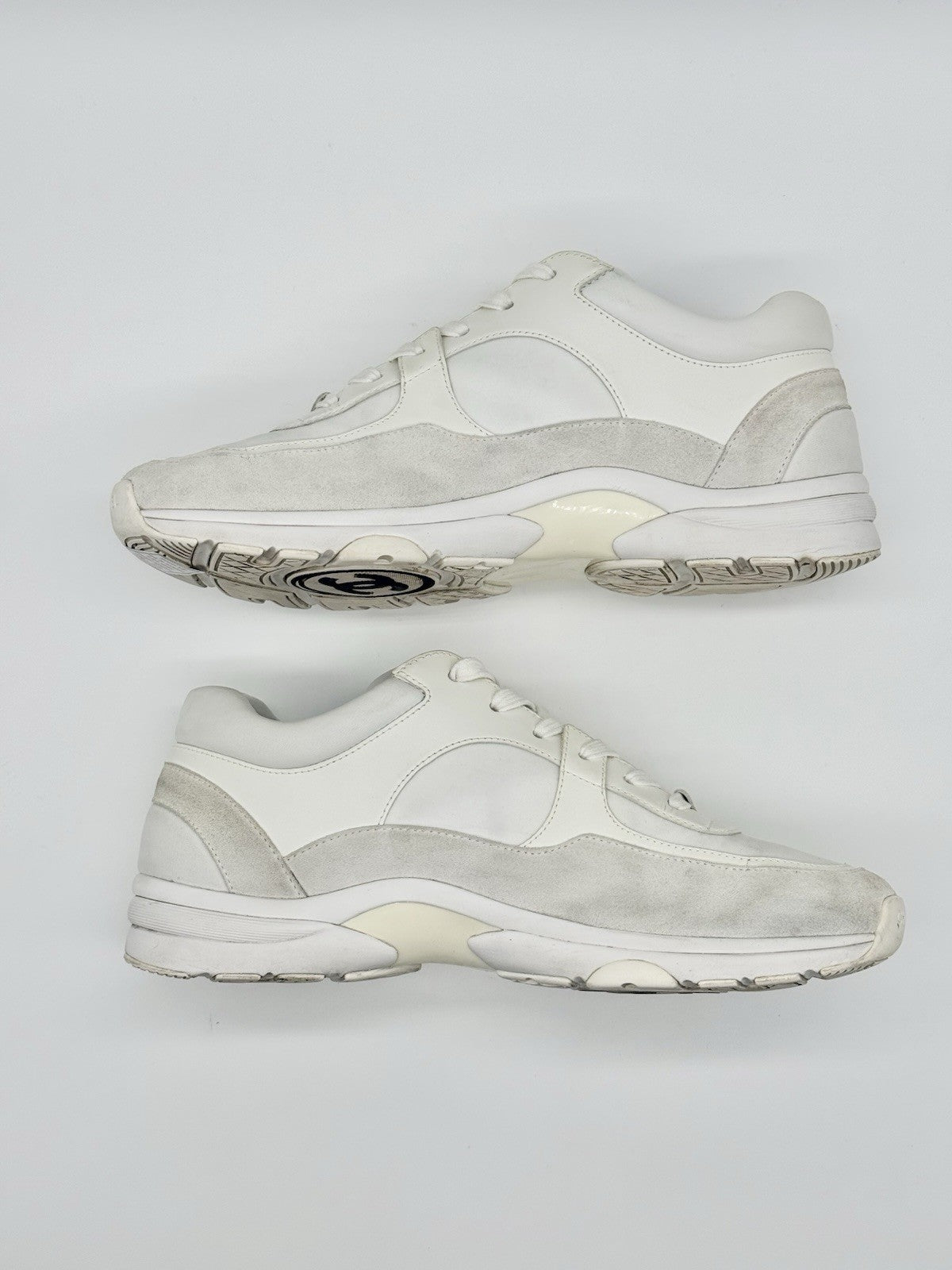 Size 9 - Chanel CC Logo Sneaker White