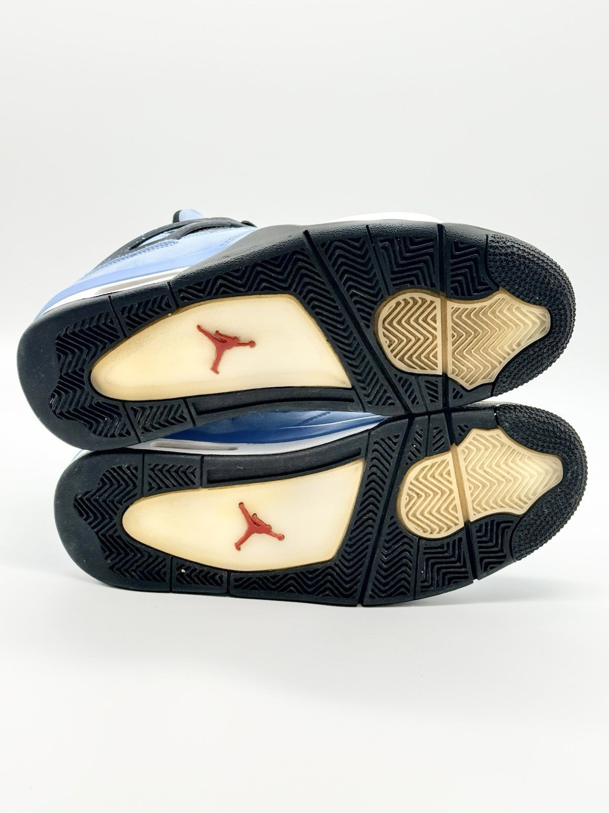 Size 9 - Jordan 4 Retro x Travis Scott Mid Cactus Jack