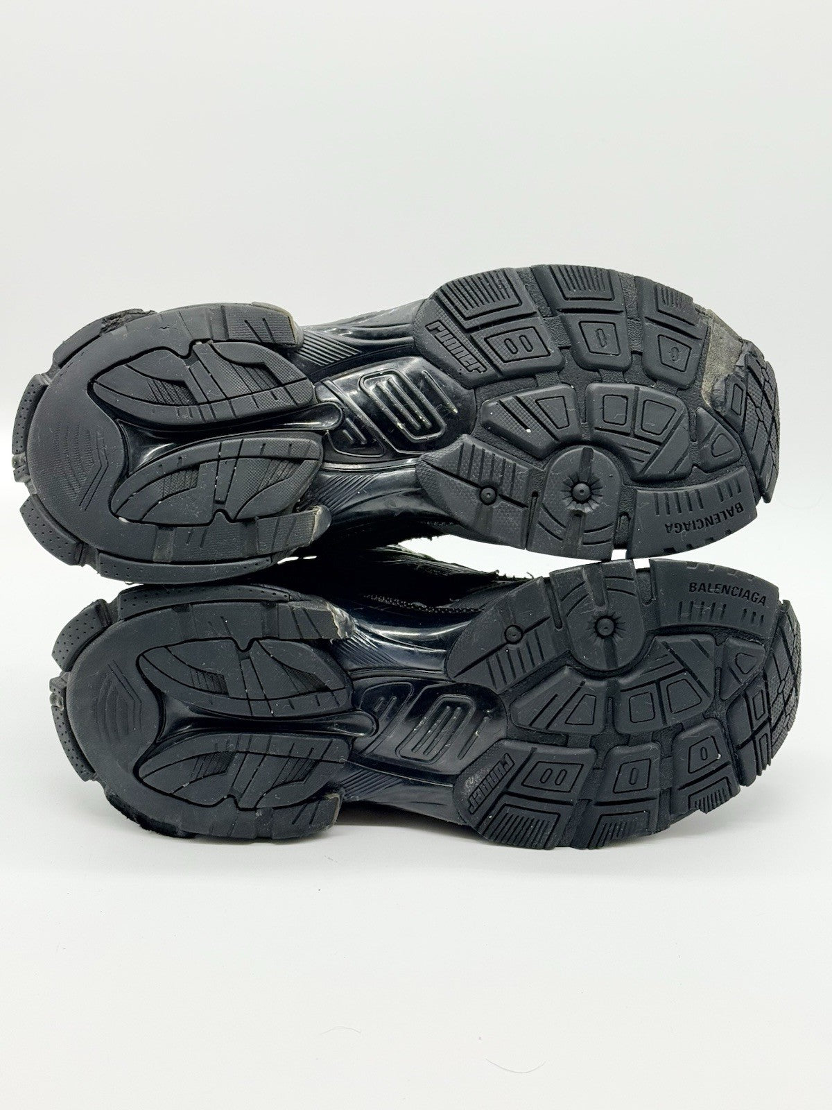 Size 9 - Balenciaga Runner Sneaker Black