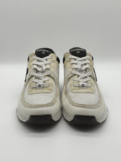 Size 12 - Chanel CC Logo Sneaker White Black