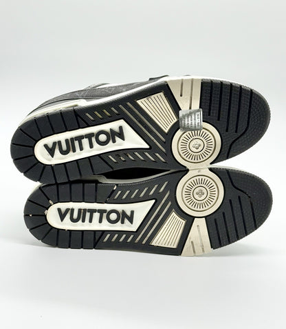 Size 8 - Louis Vuitton Trainer Low Black