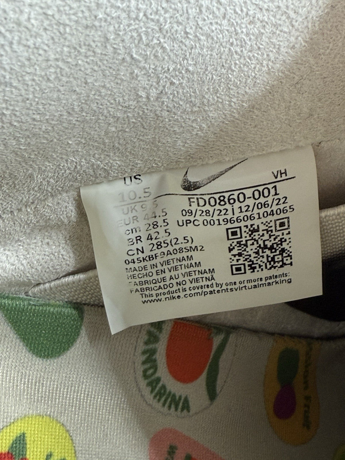 Size 10.5 - Nike SB Dunk Low x Jarritos White