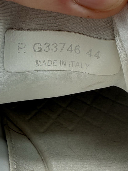 Size 11 - Chanel Sneaker White