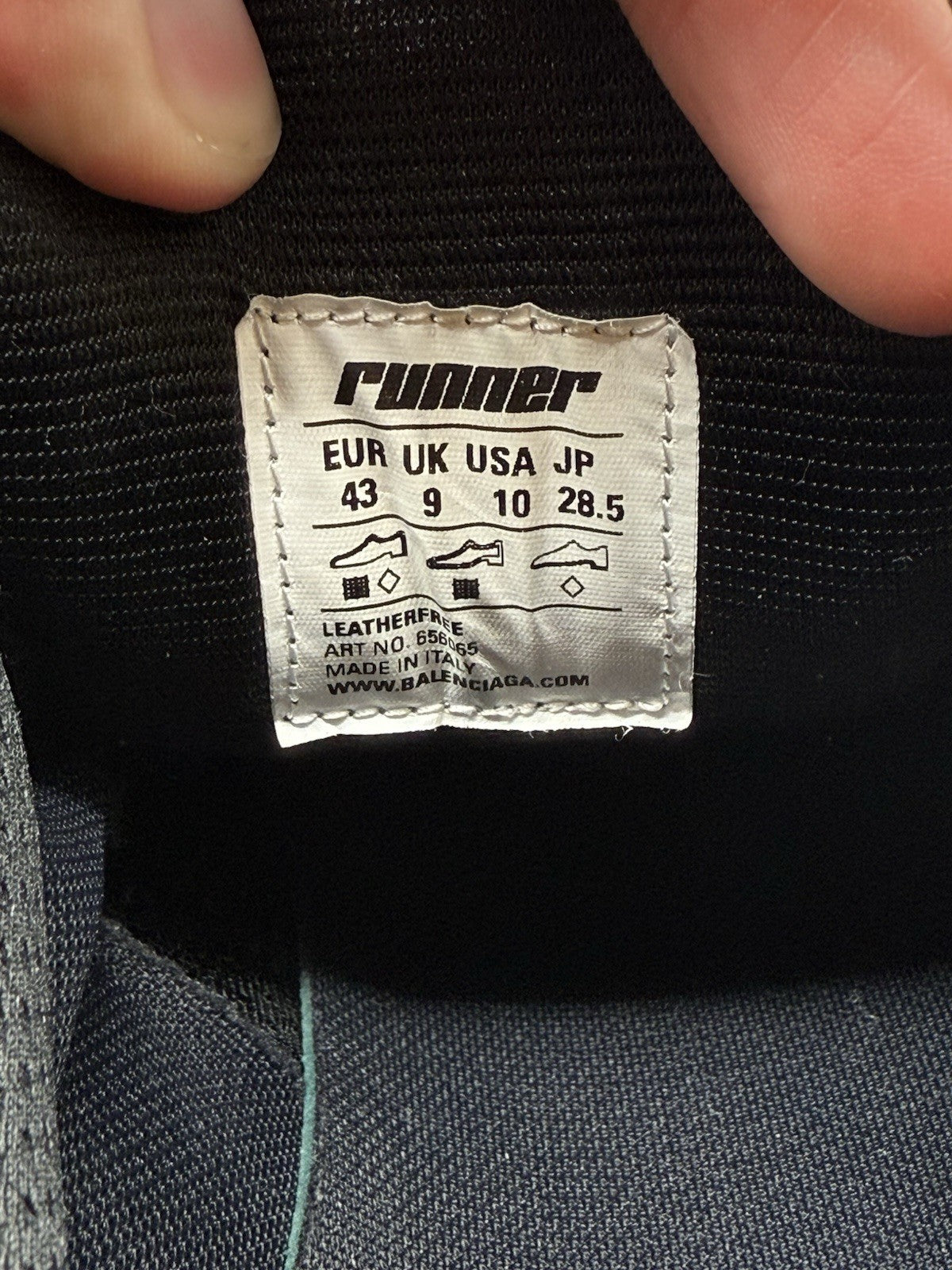 WORN ONCE Size 10 - Balenciaga Runner Sneaker Black