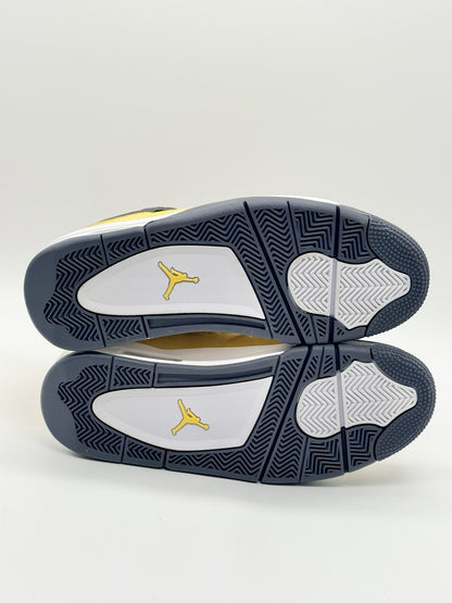 Size 9 - Jordan 4 Retro Mid Lightning